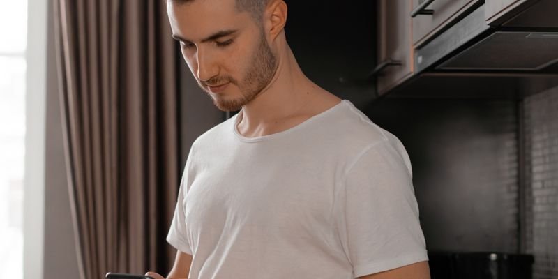 Cum alegi ușa de interior potrivită: materiale, dimensiuni și sfaturi